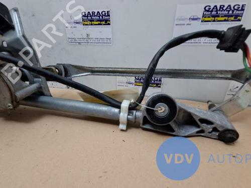 Electronic module MERCEDES-BENZ C-CLASS (W203) C 200 CDI (203.007) | BP25956800M83 
