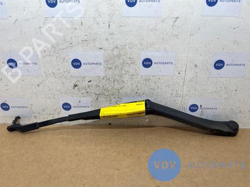 Used Front windshield wiper arm MERCEDES-BENZ E-CLASS (W212) E 200 CDI / BlueTEC (212.005, 212.006) (136 hp) 25968037