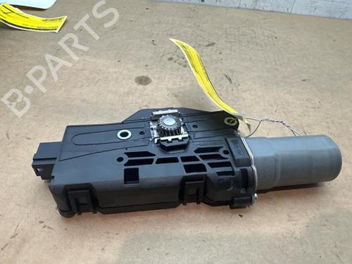 sunroof-engine-mercedes-benz-s-class-v223-2020-38835967 main image