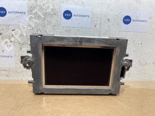 display-monitor-mercedes-benz-e-class-w212-2009-2010-2011-2012-2013-2014-2015-2016-38835163 main image
