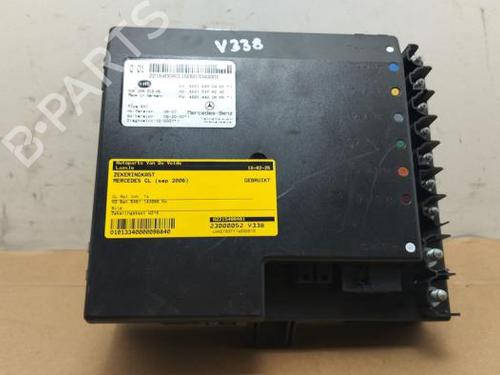 fuse-box-mercedes-benz-s-class-coupe-c216-2006-2007-2008-2009-2010-2011-2012-2013-38817592 main image
