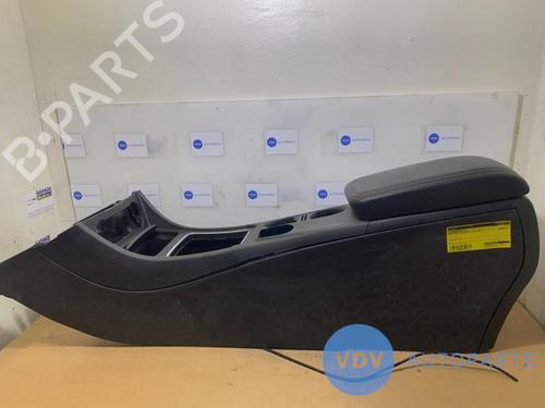 Used Middle console MERCEDES-BENZ A-CLASS (W176) A 200 CDI (176.001) (136 hp) 25954166