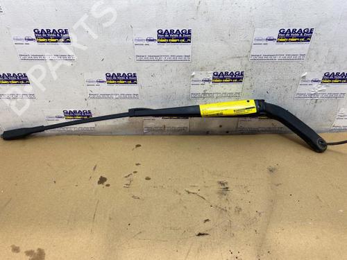 Used Front windshield wiper arm Front windshield wiper arm MERCEDES-BENZ SPRINTER 3,5-t Bus (B906) 311 CDI (906.731, 906.733, 906.735) (109 hp) 38845760 38845760