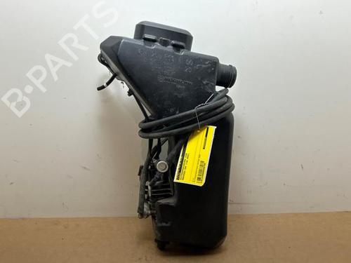 Used Windscreen washer tank Windscreen washer tank 38822573 38822573