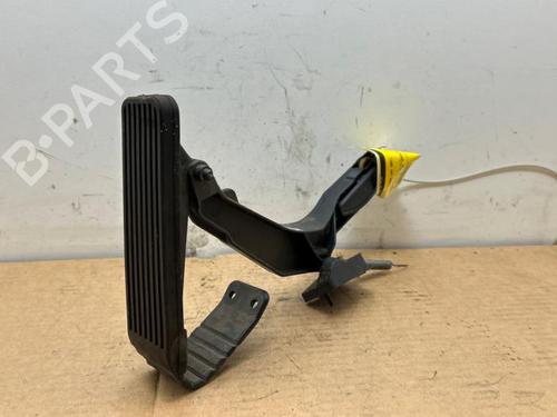 Used Pedal Pedal 38821032 38821032
