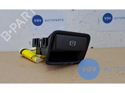 Used Electric handbrake MERCEDES-BENZ A-CLASS (W176) A 180 (176.042) (122 hp) 25962805