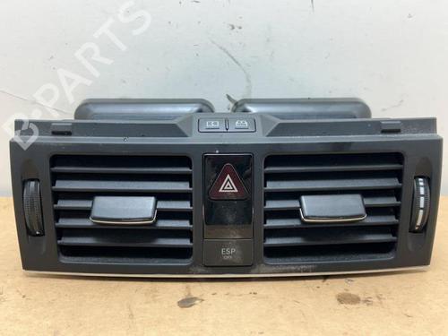 Used Air vent MERCEDES-BENZ C-CLASS (W204) C 220 CDI (204.008) (163 hp) 30567315