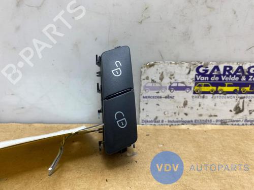 Used Switch MERCEDES-BENZ C-CLASS (W204) C 180 CGI (204.049) (156 hp) 25956764