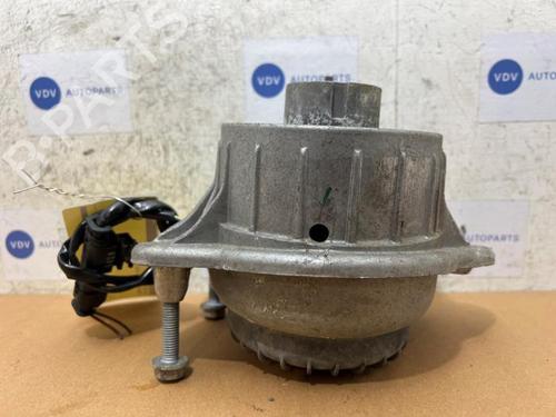 Used Engine mount Engine mount 38833254 38833254