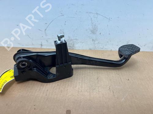 Used Break pedal Break pedal 38819813 38819813