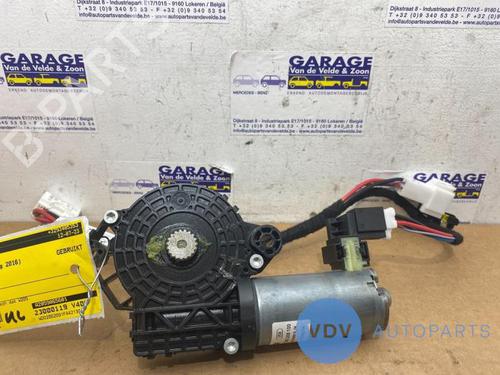 Sunroof engine MERCEDES-BENZ C-CLASS (W205) C 250 BlueTEC / d 4-matic (205.009) | BP25951913M60 