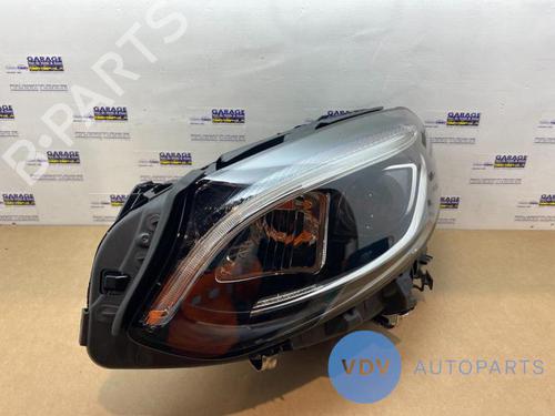 Lyskaster venstre MERCEDES-BENZ B-CLASS Sports Tourer (W246, W242) B 220 CDI / d 4-matic (246.205) (177 hp) 25972060
