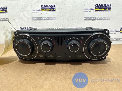 AC-Styringsenhed/Manøvreenhed MERCEDES-BENZ C-CLASS (W203) C 200 CDI (203.007) (122 hp) 25948604