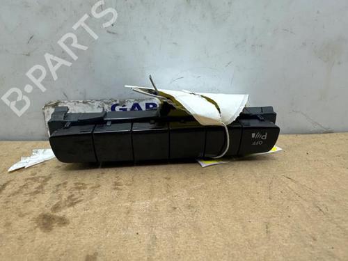 Used Switch Switch MERCEDES-BENZ C-CLASS (W205) C 180 (205.040, 205.140) (156 hp) 38842581 38842581