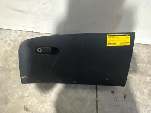 glove-box-mercedes-benz-vito-tourer-w447-2014-38832038 main image