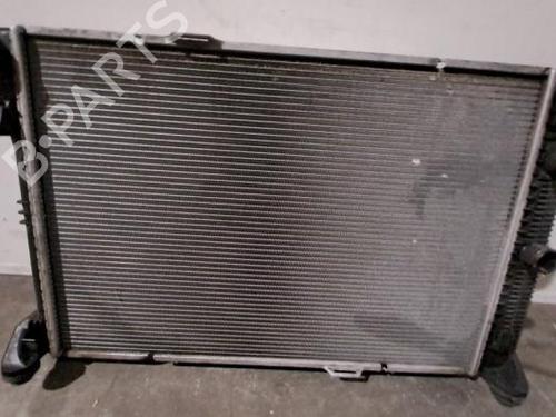 Used Water radiator Water radiator MERCEDES-BENZ C-CLASS (W204) C 200 CDI (204.001) (136 hp) 38843544 38843544