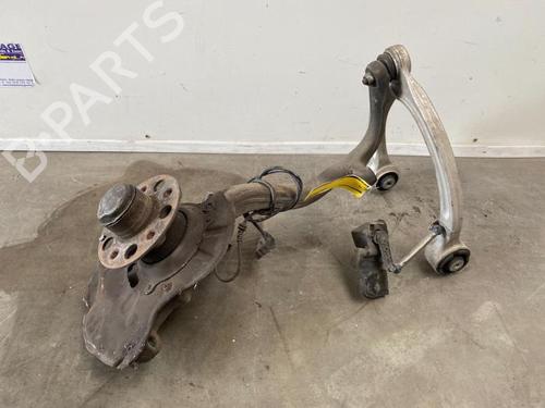 Used Right front steering knuckle Right front steering knuckle MERCEDES-BENZ S-CLASS (W221, V221) S 500 (221.071, 221.171) (388 hp) 38849976 38849976