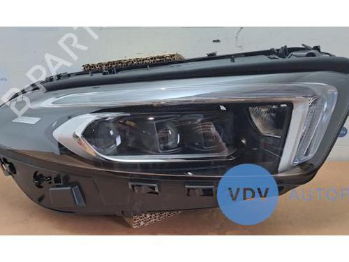 Højre forlygte MERCEDES-BENZ A-CLASS (W177) A 200 d (177.012) (150 hp) 25963641