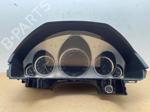 instrument-cluster-mercedes-benz-e-class-t-model-s212-2009-2010-2011-2012-2013-2014-2015-2016-38823537 main image