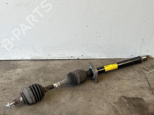 Used Right front driveshaft Right front driveshaft MERCEDES-BENZ /8 Coupe (W114) 280 CE (114.072) (185 hp) 40289514 40289514