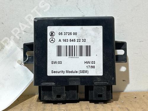 Used Electronic module Electronic module MERCEDES-BENZ M-CLASS (W163) ML 320 (163.154) (218 hp) 39905304 39905304
