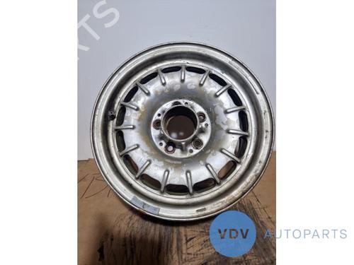 Used Rim MERCEDES-BENZ SL (R107) 280 SL (107.042) (177 hp) 25972703