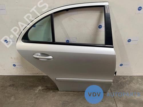 Used Right rear door MERCEDES-BENZ E-CLASS (W211) E 200 CDI (211.004) (102 hp) 25974326