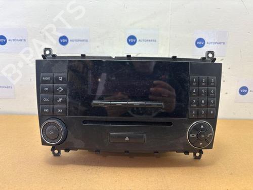 radio-mercedes-benz-c-class-w203-2000-2001-2002-2003-2004-2005-2006-2007-38840248 main image