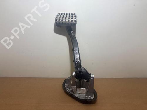Used Break pedal Break pedal 38828159 38828159