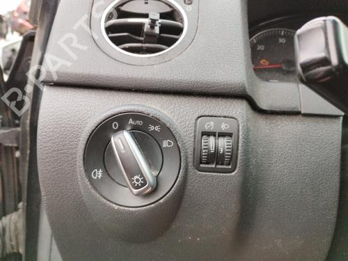Hovedlysbryter Hovedlysbryter VW GOLF V (1K1) [2003-2010] 36415765 36415765