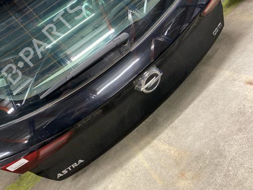 tailgate-opel-astra-k-b16-2015-2016-2017-2018-2019-2020-2021-2022-39476737 main image