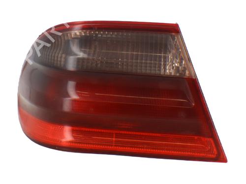 Used Left taillight MERCEDES-BENZ E-CLASS (W210) E 220 CDI (210.006) (143 hp) 31642731