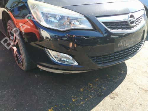 right-front-fog-light-opel-astra-j-p10-2009-2010-2011-2012-2013-2014-2015-2016-36664433 main image