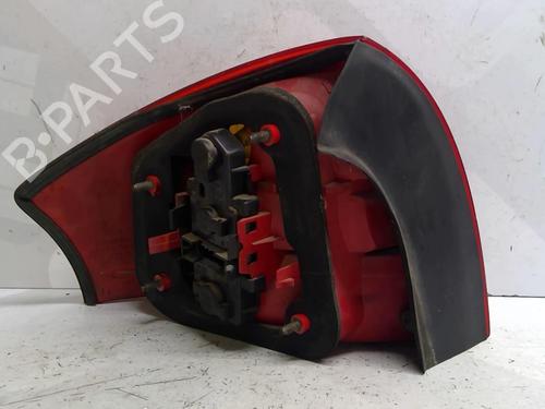 Used Right taillight Right taillight AUDI A6 C5 (4B2, 4B4) 1.9 TDI (110 hp) 25696355 25696355