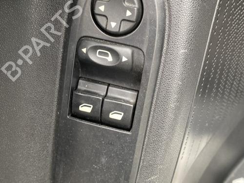 Used Left front window switch CITROËN C3 II (SC_) 1.0 VTi 68 (68 hp) 32067962