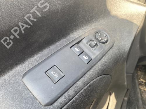 Used Left front window switch CITROËN BERLINGO Box Body/MPV (K9) 1.5 BlueHDi 130 (131 hp) 28046322
