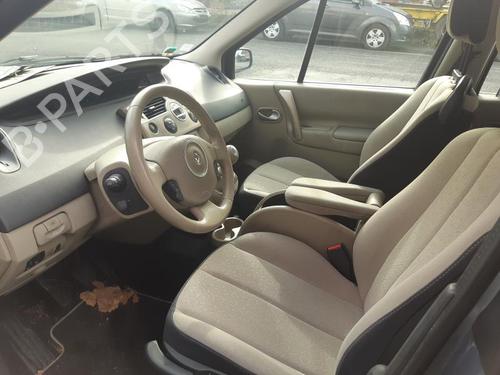 Lamp holder RENAULT SCÉNIC II (JM0/1_) 1.5 dCi (JM1E, JM16) | BP25696327L10 