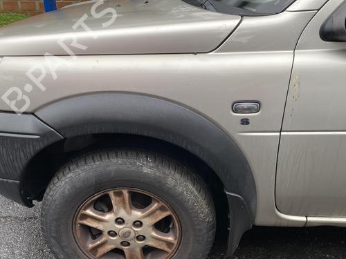 Left front fenders LAND ROVER FREELANDER I (L314) 2.0 Td4 4x4 | BP25674489C41 