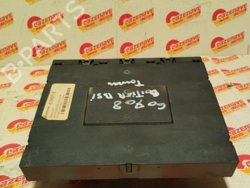 Used Fuse box VW TOURAN (1T1, 1T2) 1.9 TDI (105 hp) 25696792