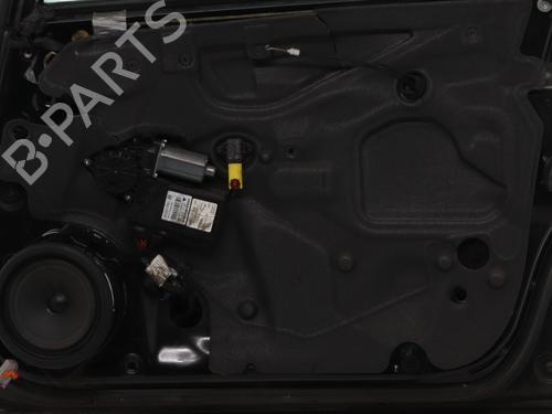 Used Front right window mechanism AUDI A4 B7 Avant (8ED) 2.0 TDI (170 hp) 25684829
