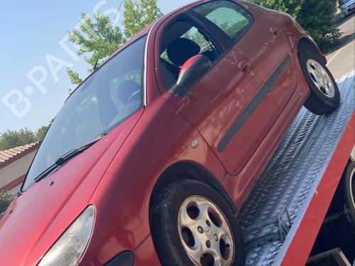 Left mirror PEUGEOT 206 Hatchback (2A/C) 2.0 HDI 90 | BP31043106C26