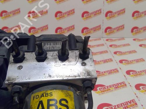 Used ABS pump HYUNDAI i30 (FD) 1.6 CRDi (90 hp) 25674350