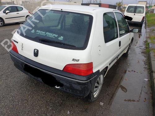 Right taillight PEUGEOT 106 II (1A_, 1C_) 1.1 i | BP25699391C35 