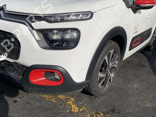left-front-fog-light-citroen-c3-iii-sx-2016-33116860 main image