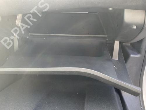 Used Glove box PEUGEOT 308 II (LB_, LP_, LW_, LH_, L3_) 1.6 BlueHDi 120 (120 hp) 32415438