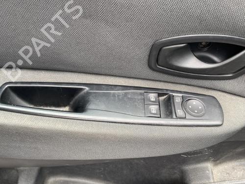 Left tailgate light RENAULT SCÉNIC III (JZ0/1_) 1.5 dCi | BP25898145C79  - Image 14