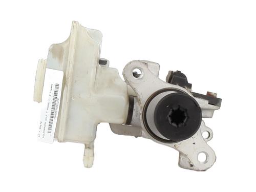 Used Brake master cylinder Brake master cylinder VW GOLF VII (5G1, BQ1, BE1, BE2) 2.0 TDI (150 hp) 25686529 25686529