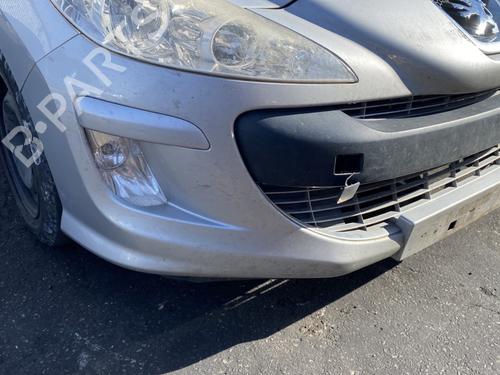 Used Right front fog light Right front fog light PEUGEOT 308 SW I (4E_, 4H_) 1.6 HDi (109 hp) 33213944 33213944