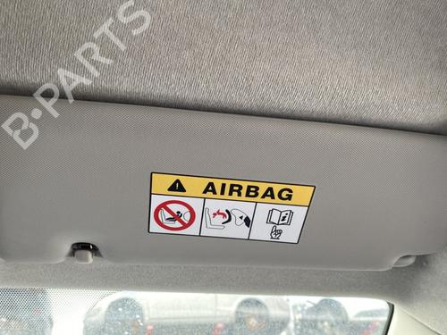 Højre solskærm RENAULT ZOE (BFM_) ZOE (92 hp) 33050771