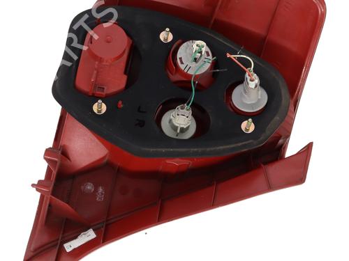 right-taillight-honda-civic-vii-hatchback-eu-ep-ev-2000-2001-2002-2003-2004-2005-2006-25681510 main image